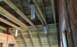 Montaż skrzynek nawiewnych w domu jednorodzinnym